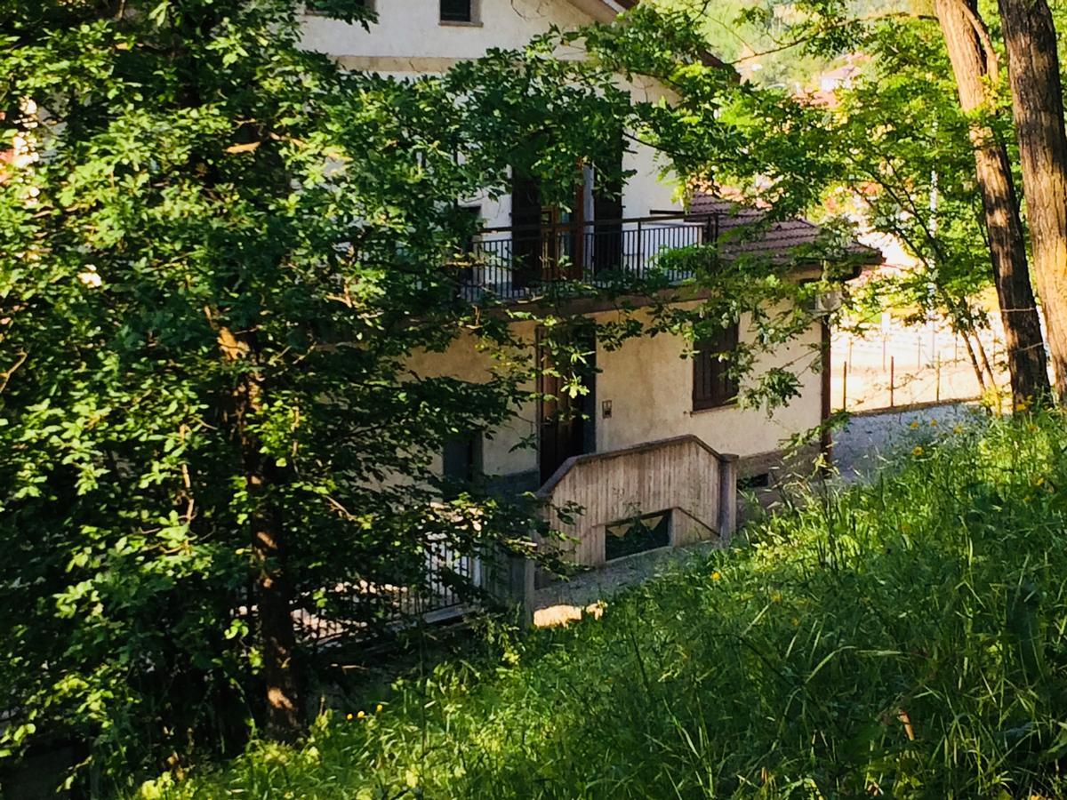 Tana Dell'Elfo B&B Гави Экстерьер фото